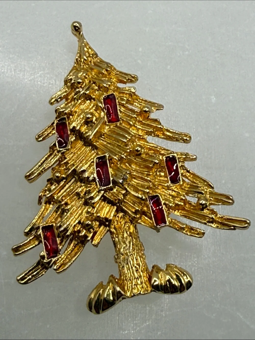 Vintage LIA Gold-tone Christmas Tree Brooch with Red enamel ornaments